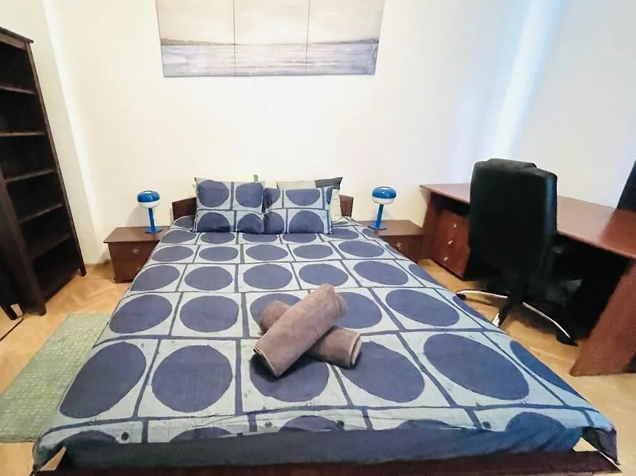 Cozy 1 Bedroom Flat, Ultracentral, Free Wifi Bucharest Apartment