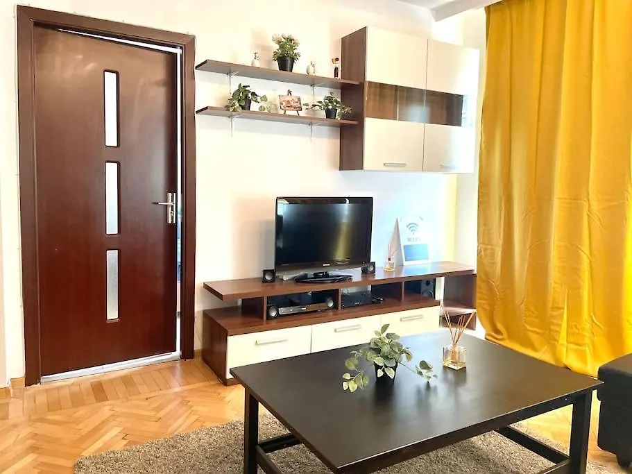 Cozy 1 Bedroom Flat, Ultracentral, Free Wifi Bucharest Apartment